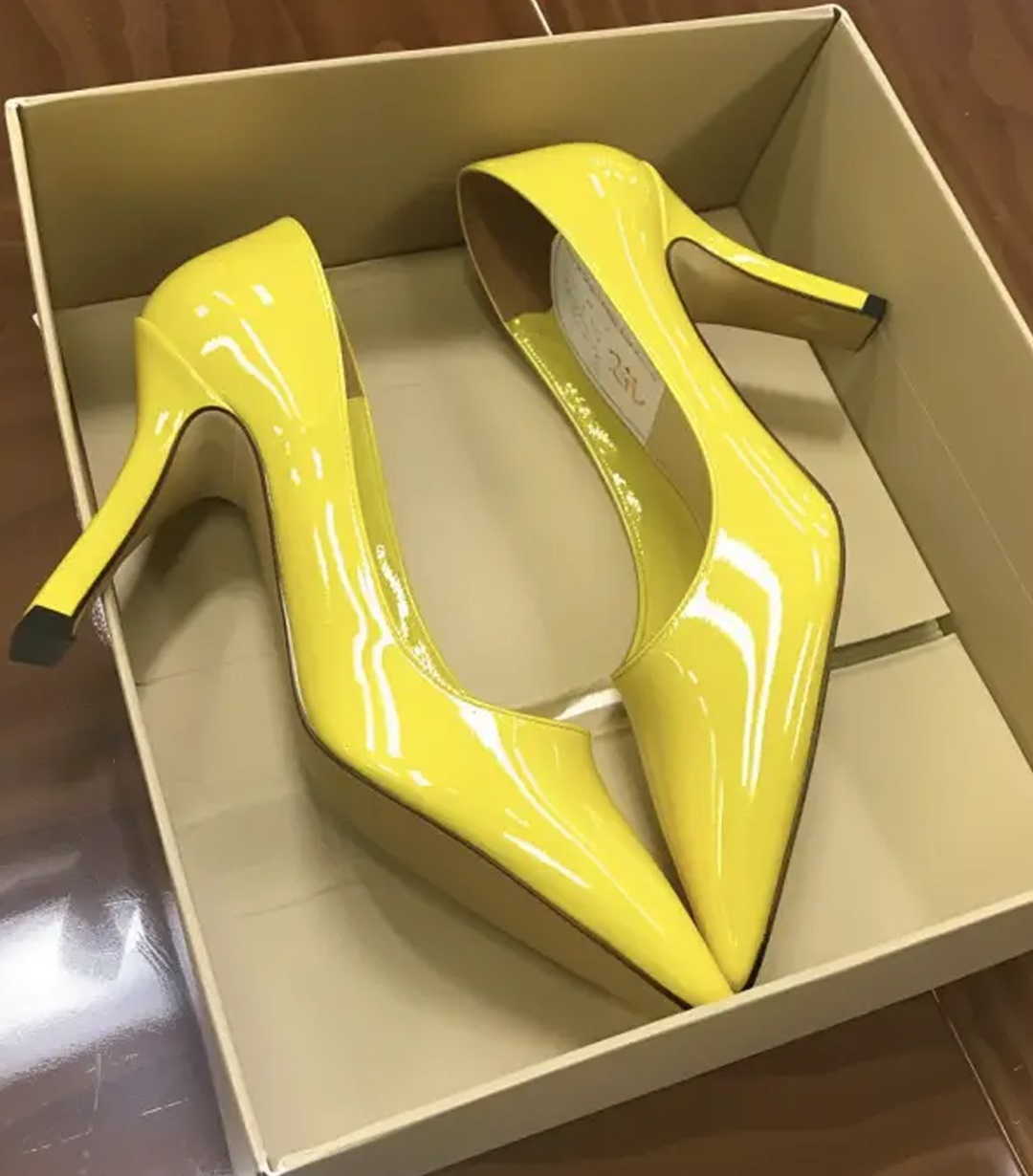 My MIL Gave Me Shoes for My Birthday – I Was Shocked When I Lifted the Insole